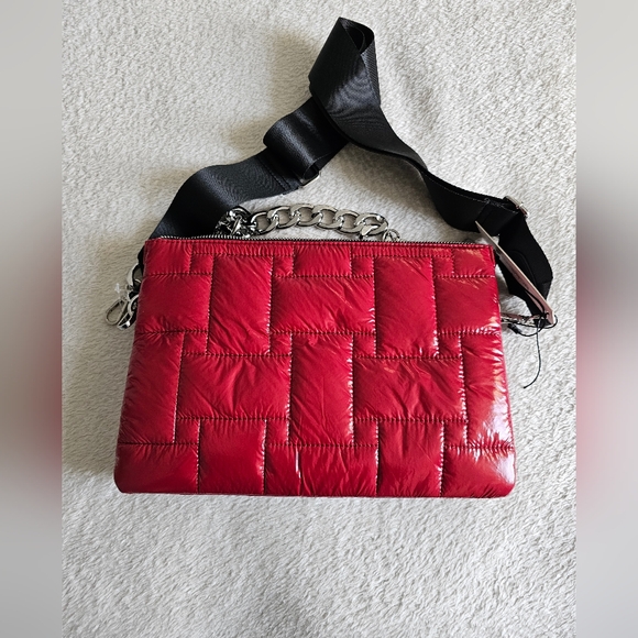 BCBG CROSSBODY - Picture 5 of 9